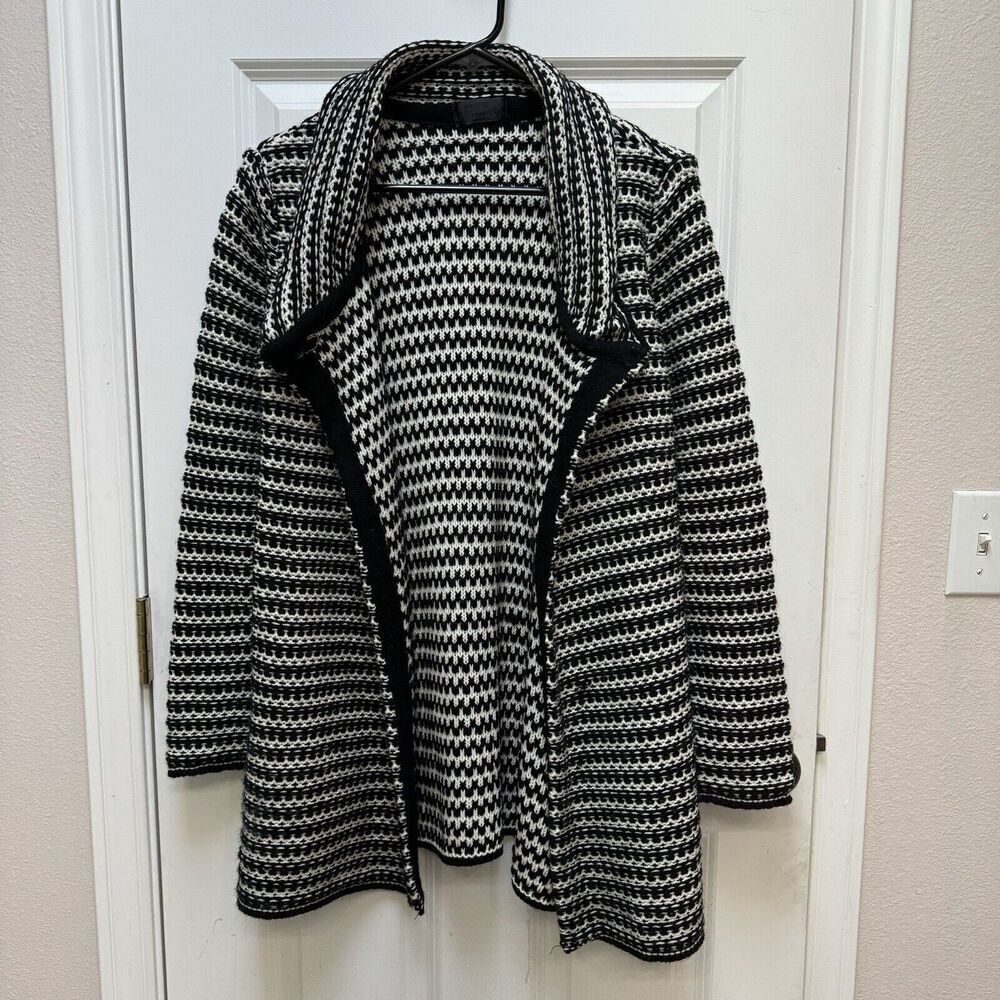 Mary Firenze Size Small Cardigan Wool Blend Made in Italy Black Button - Picture 2 of 5